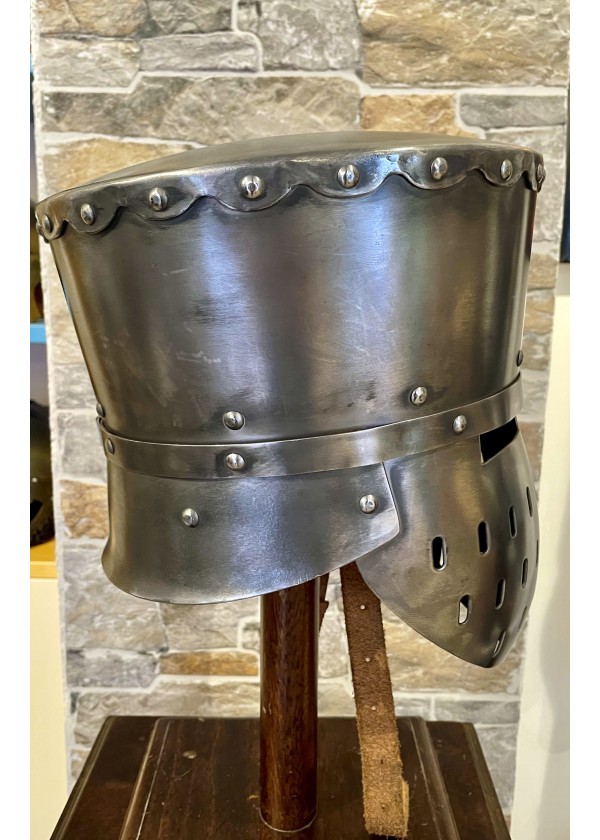Heaume à Timbre Plat - Casque Cylindrique