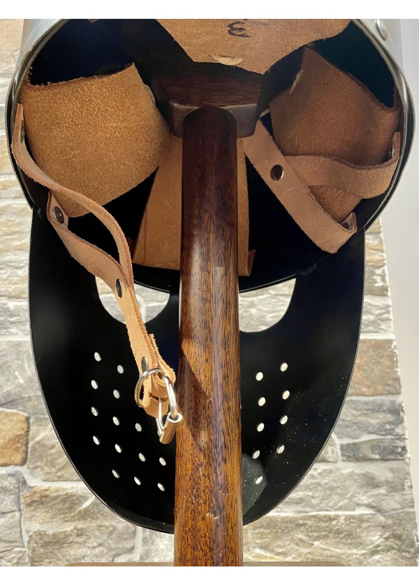 Grand casque médiéval