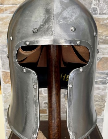 Casque Barbute - Casques de combat