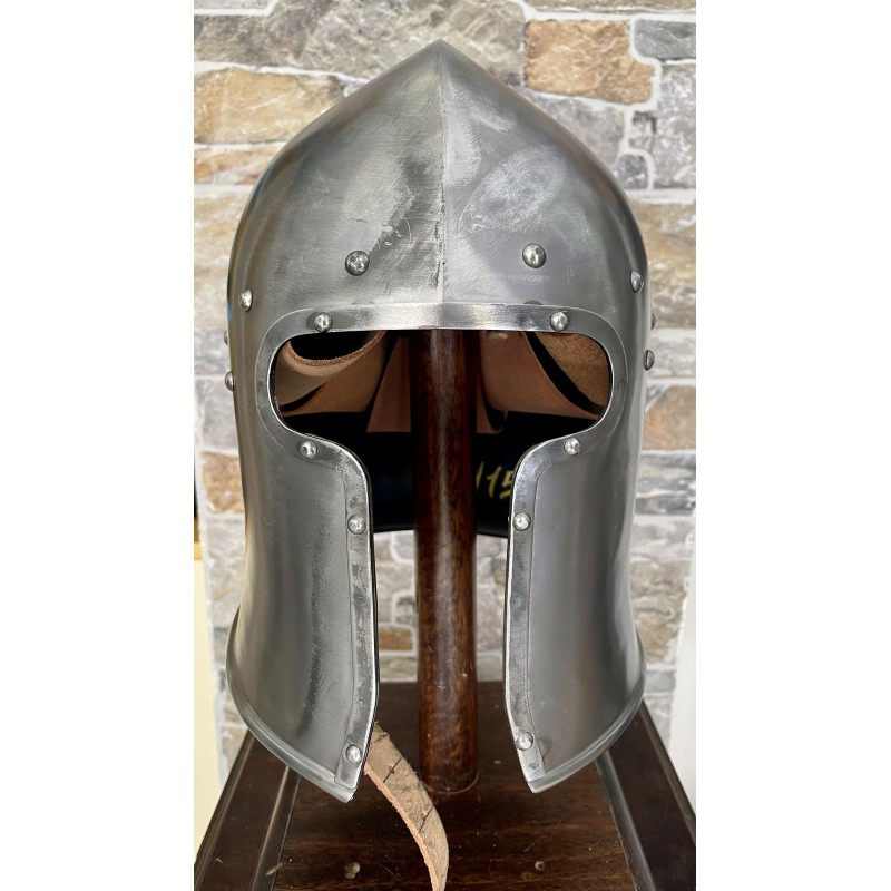 Casque Barbute - Casques de combat