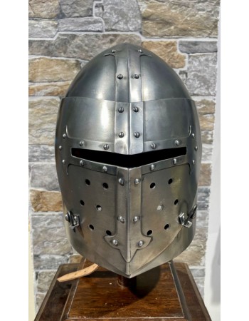 Heaume médiéval - Casques de Combat