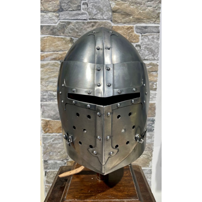 Heaume médiéval - Casques de Combat