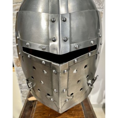 Heaume médiéval - Casques de Combat
