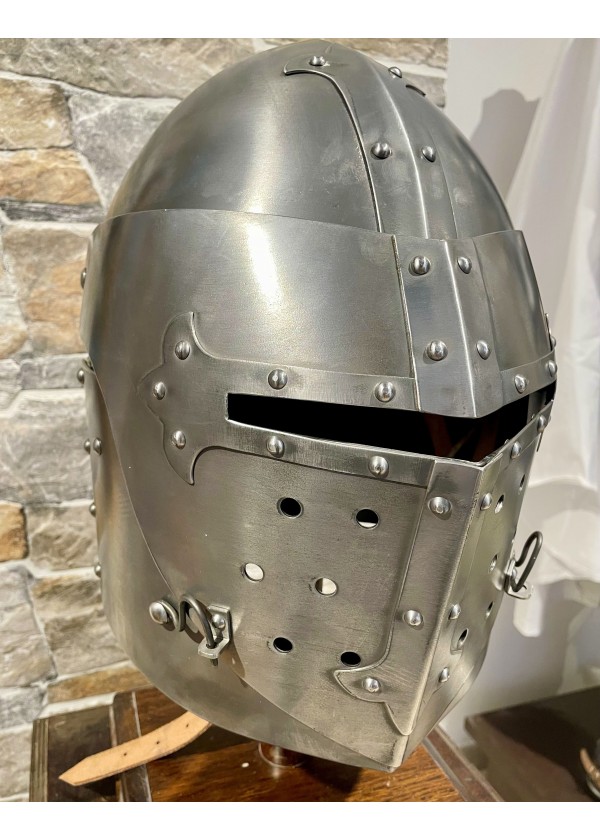 Heaume médiéval - Casques de Combat