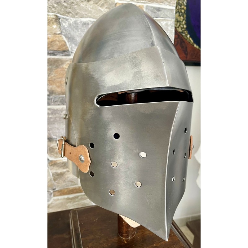 Casque de combat – Bassinet médiéval à visière