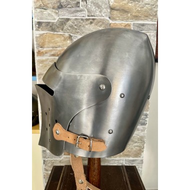 Casque de combat – Bassinet médiéval à visière