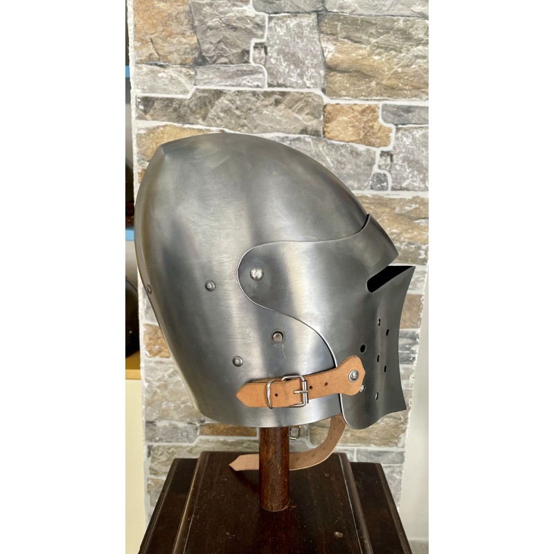 Casque de combat – Bassinet médiéval à visière