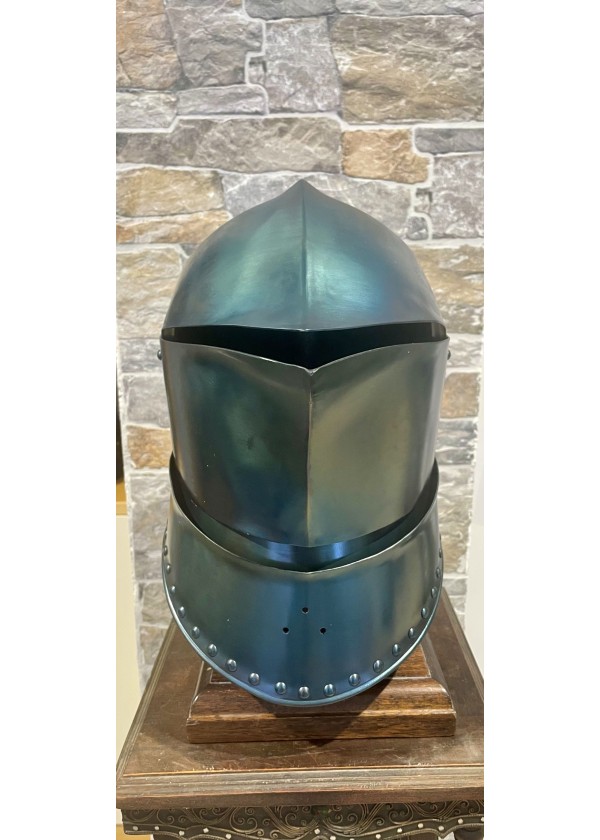 Heaume à tête de crapaud -  Armet 