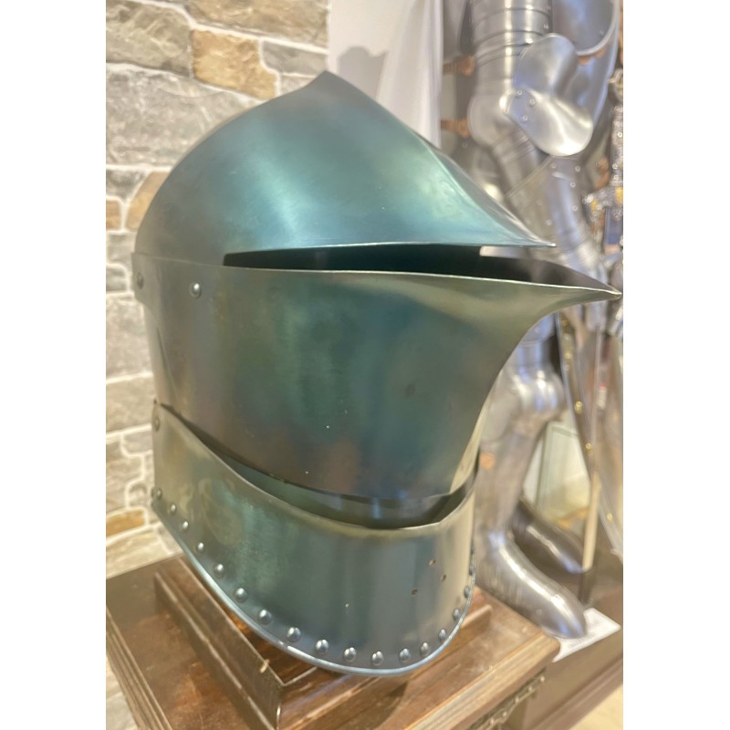 Heaume à tête de crapaud -  Armet 