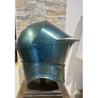 Heaume à tête de crapaud -  Armet 