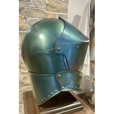 Heaume à tête de crapaud -  Armet 