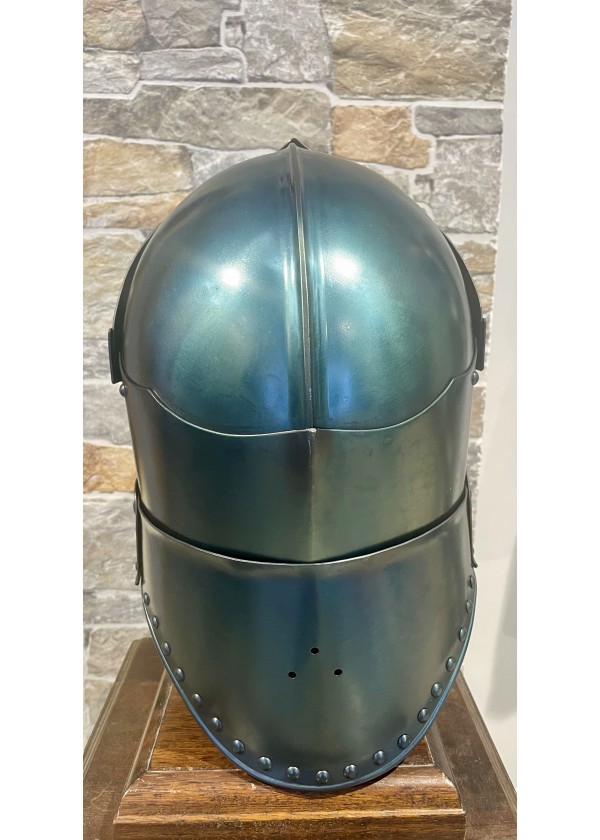 Heaume à tête de crapaud -  Armet 