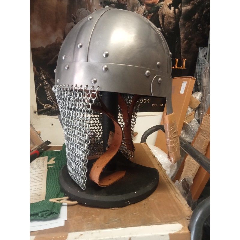 Casque Normand à nasal, casques médiévaux