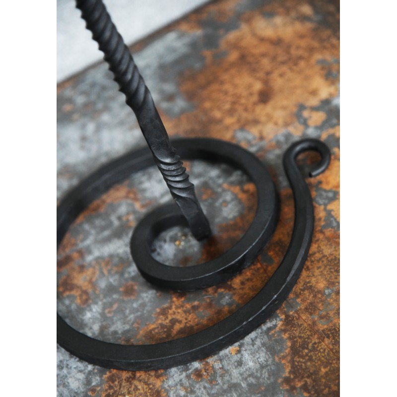 Chandelier forgé, porte-casque