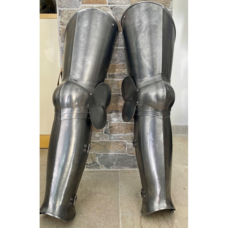 Jambières médiévales articulées
