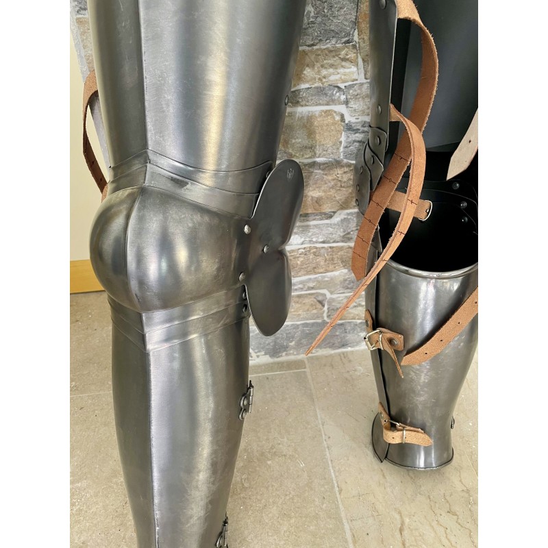 Jambières médiévales articulées