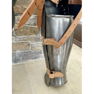 Jambières médiévales articulées