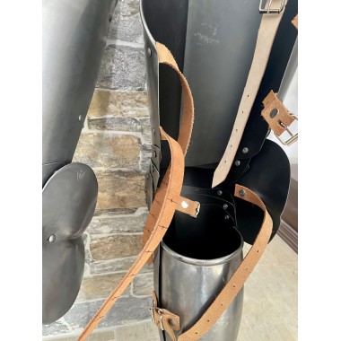 Jambières médiévales articulées