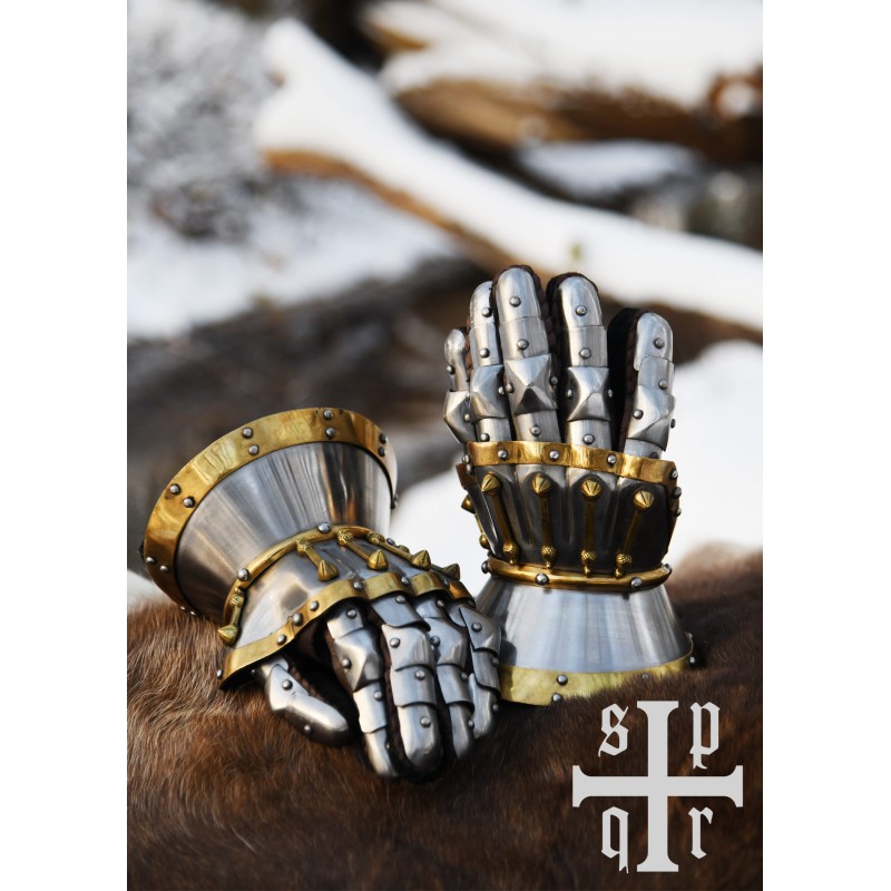 Gantelets milanais médiévaux