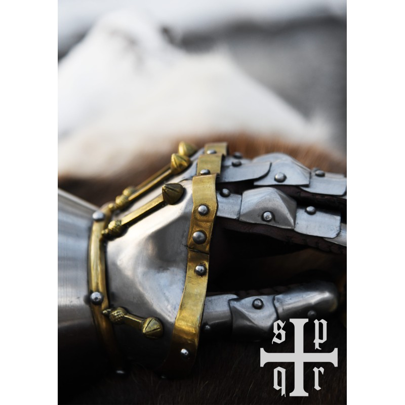 Gantelets milanais médiévaux