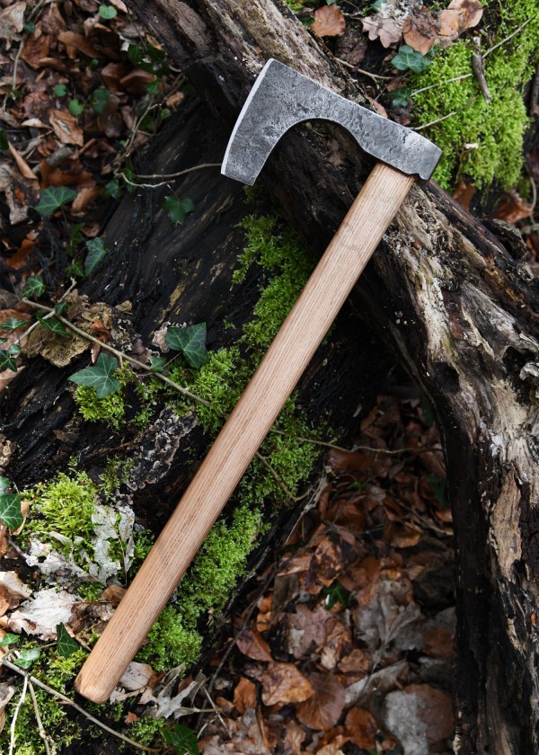 Hache viking - type C