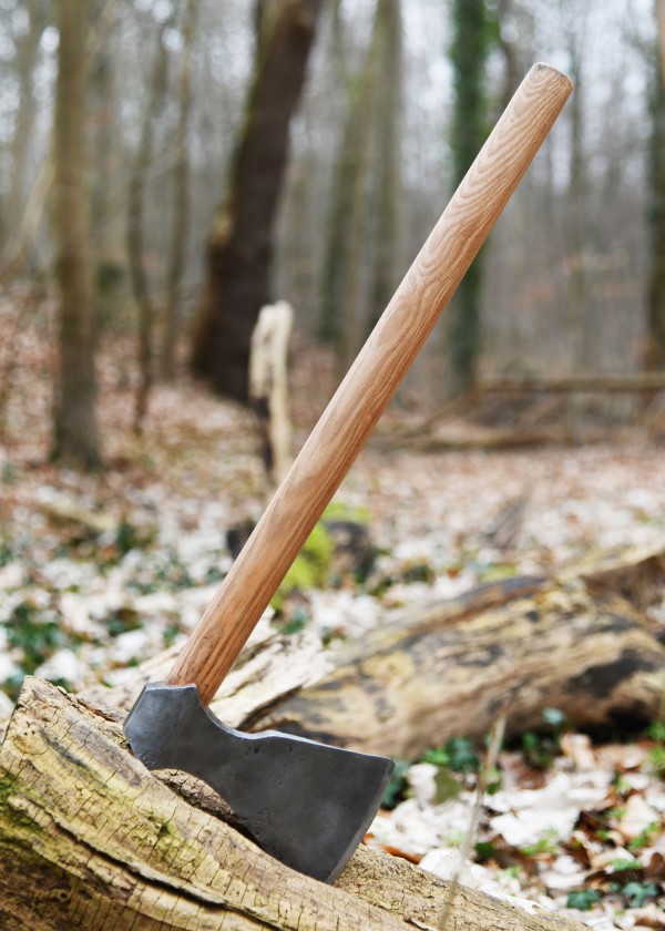Hache viking - type F