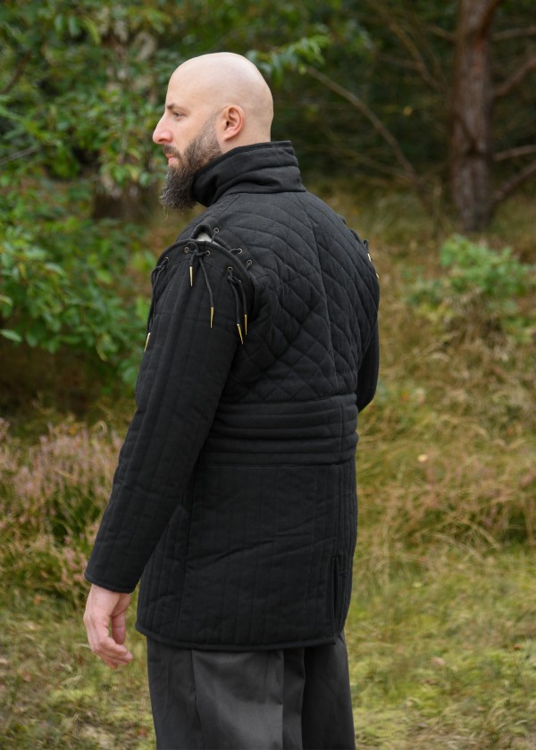 Gambeson avec boucles et manches amovibles