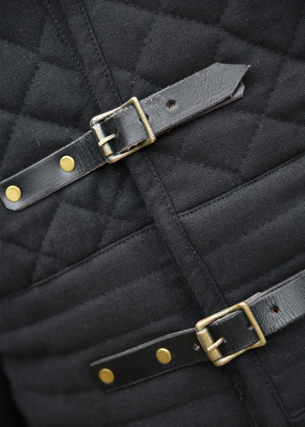 Gambeson avec boucles et manches amovibles
