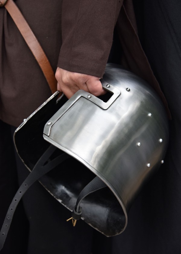 Casque Barbuta acier 2mm