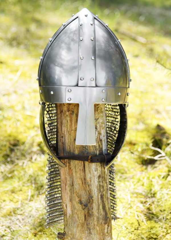 Casque normand avec nasal et volets de joues