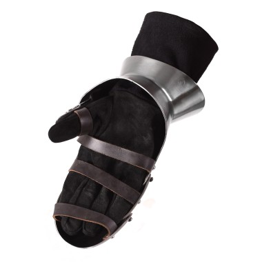 Gantelets médiévaux fonctionnels d'acier