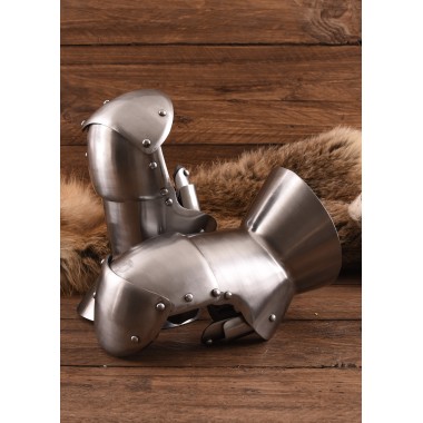 Gantelets médiévaux fonctionnels d'acier