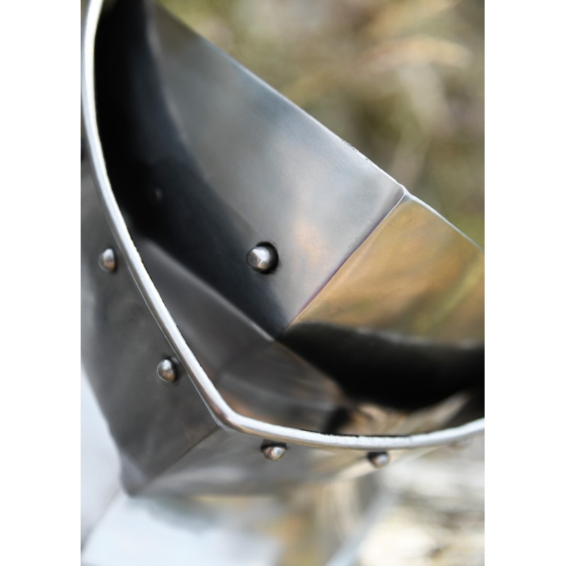 Bevor, acier 1,6 mm, avec bracelet en cuir