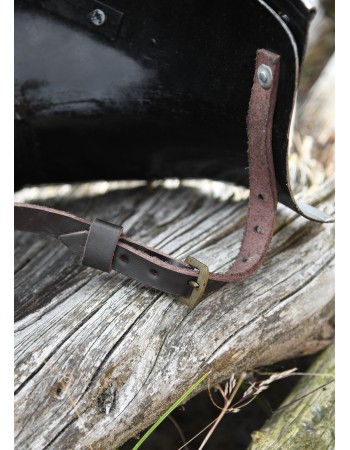 Bevor, acier 1,6 mm, avec bracelet en cuir
