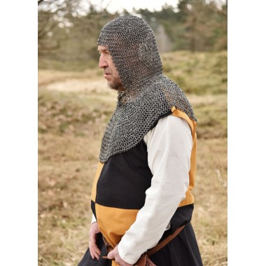 Camail médiévale rivetée