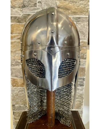 Casque viking à cotte de mailles rivetée