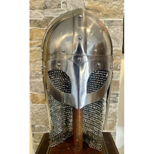 Casque viking à cotte de mailles rivetée