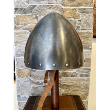 Casque Normand à Nasal – XIe Siècle