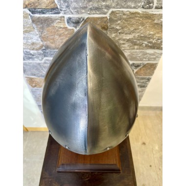 Casque Normand à Nasal – XIe Siècle