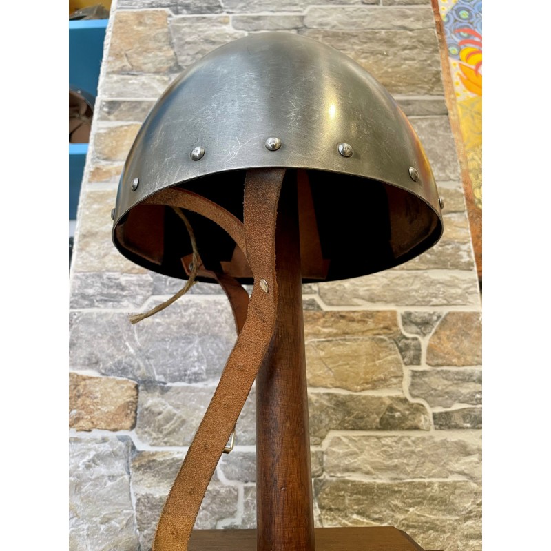 Casque Normand à Nasal – XIe Siècle