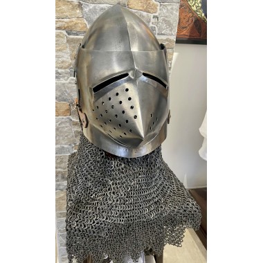 Casque Bassinet Médiéval à bec