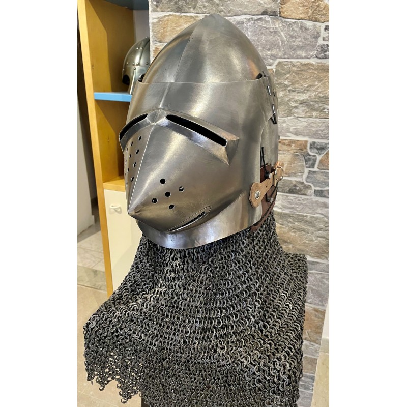 Casque Bassinet Médiéval à bec