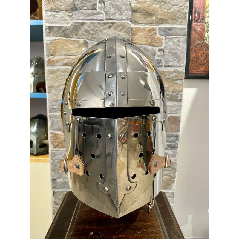 Heaume médiéval - Casques de Combat