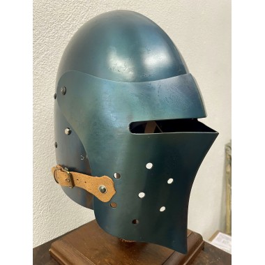 Casque de combat – Bassinet médiéval à visière