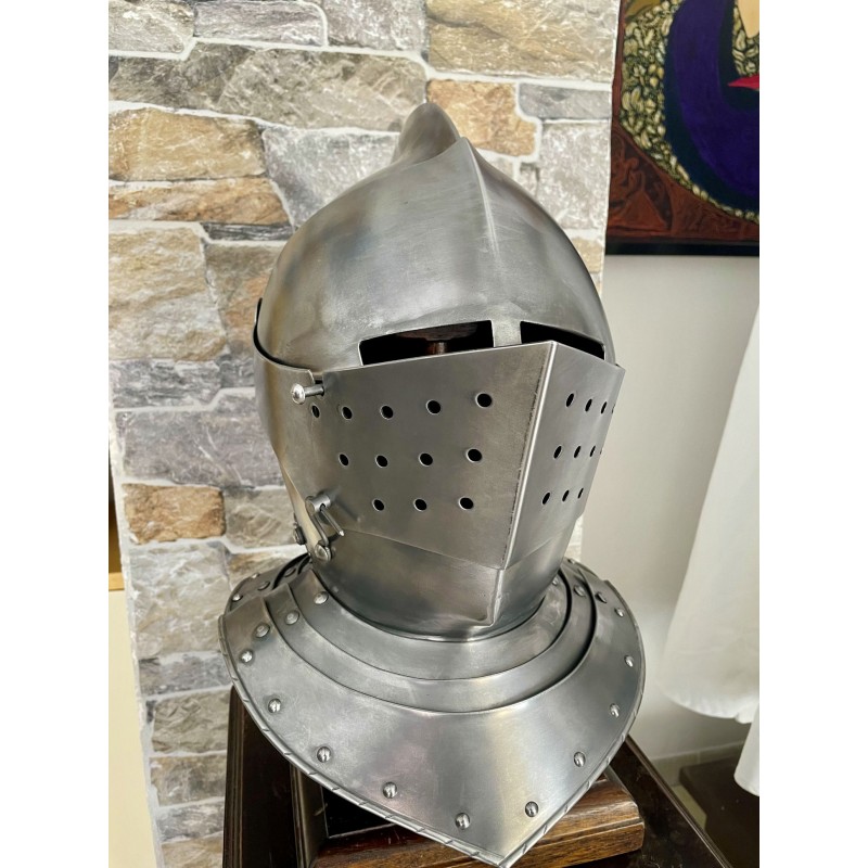 Armet français, Casque XVIe siècle