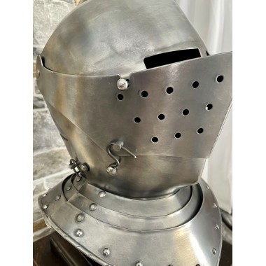 Armet français, Casque XVIe siècle