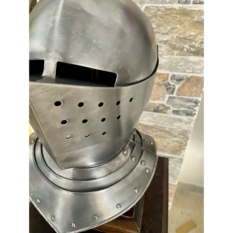Armet français, Casque XVIe siècle