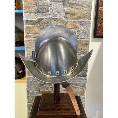 Casque Morion avec rosettes