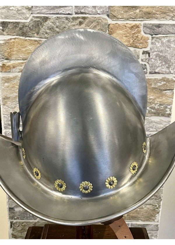 Casque Morion avec rosettes