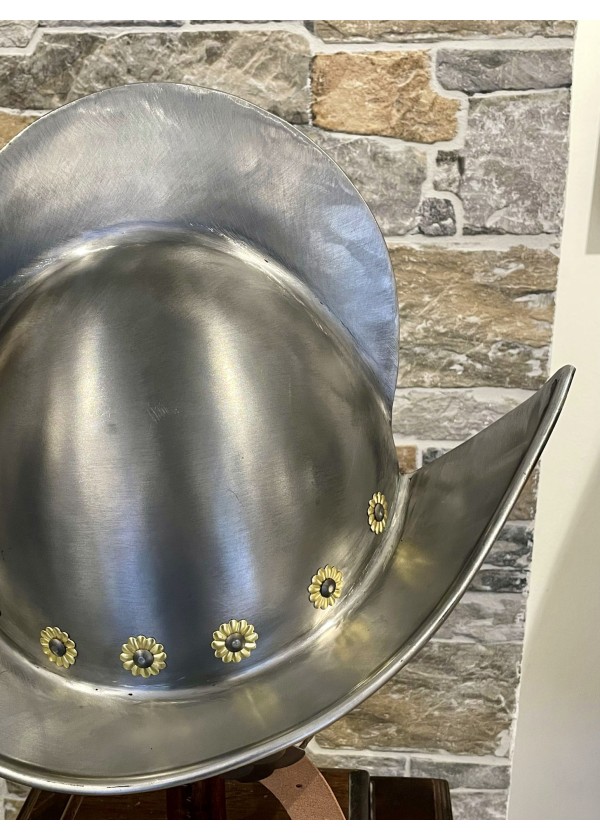 Casque Morion avec rosettes